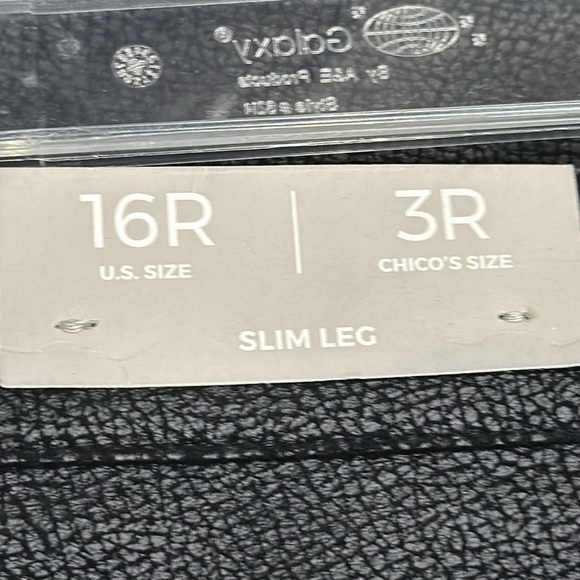 Chico’s Faux Pebbled Leather Slim Leg Five Pocket Pants Size 16 - NWT - Picture 4 of 6